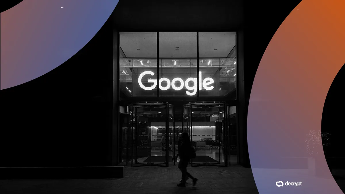 Логотип Android на фоне защищённого интернет-соединения