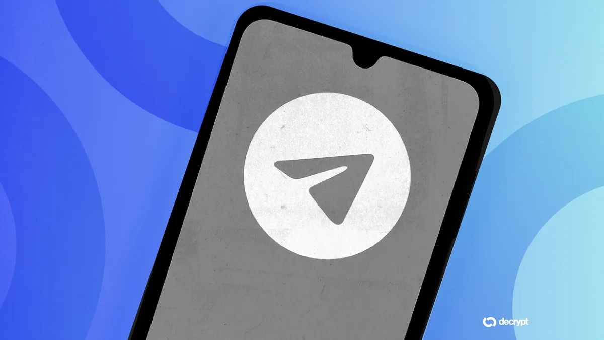Иконка Telegram на фоне символа криптовалюты Gram