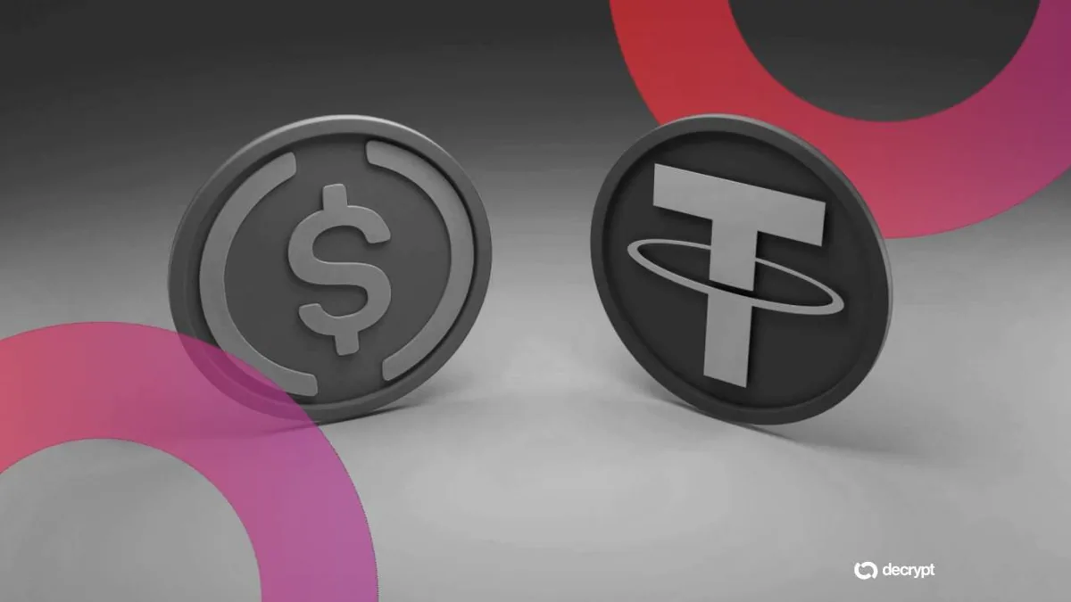 Логотипы компаний-партнеров Open USD на фоне цифровых токенов