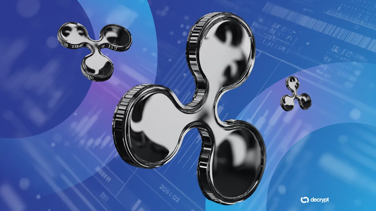 Логотип XRP на спортивном поле Университета Флориды